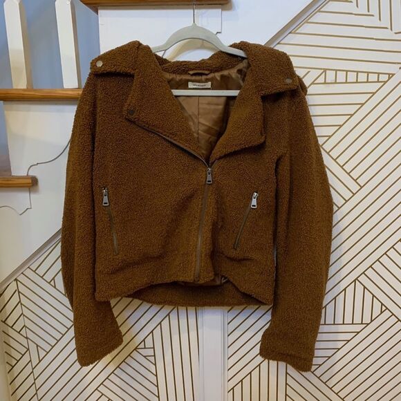 Max Studio Faux Shearling Zip Moto Jacket - Picture 5 of 12